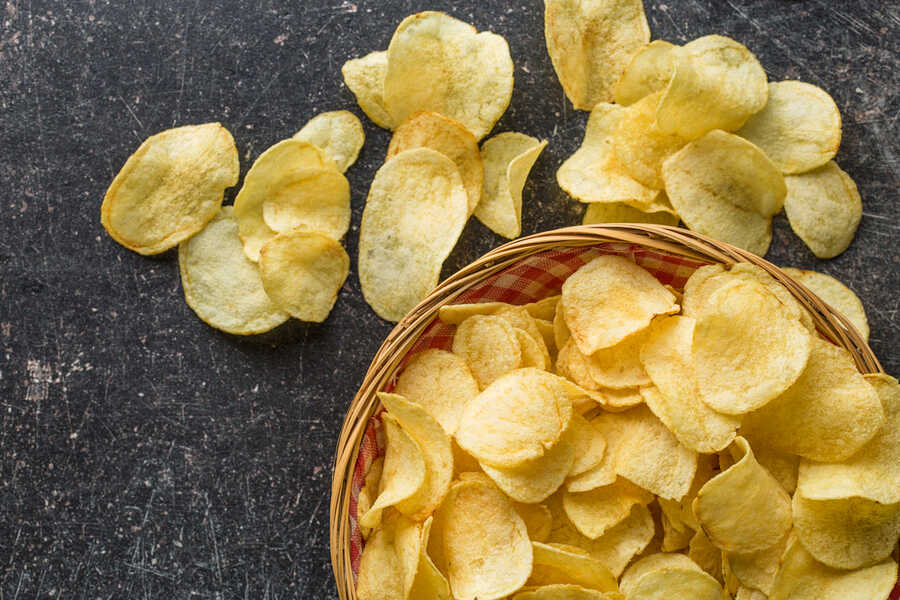 chips-in-bowl